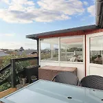 5 Person In Holiday home *