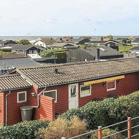 5 Person In Karrebæksminde